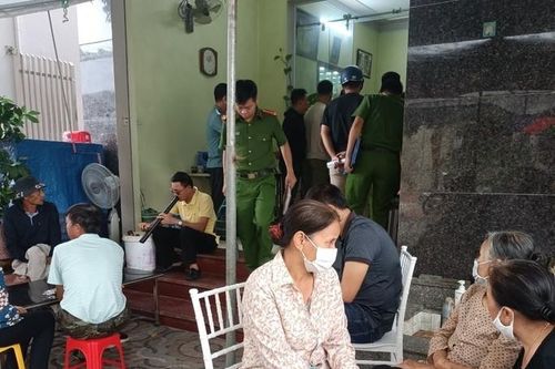 Hai vợ chồng tự tử nghi do 'vỡ họ'
