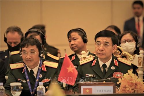 Hội nghị ADMM+ lần thứ 9: Hợp tác quốc phòng nhằm tăng cường đoàn kết vì một nền an ninh hài hòa