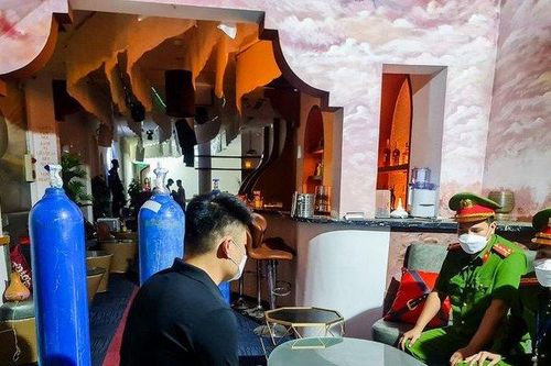 Hà Nội: Quận Hoàn Kiếm xử phạt hàng tỷ đồng về kinh doanh 'bóng cười'