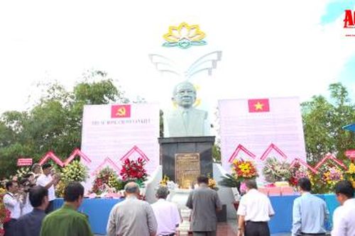 Mãi ghi nhớ công ơn của cố Thủ tướng Võ Văn Kiệt
