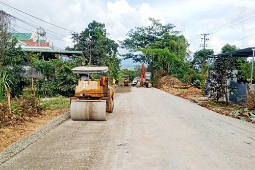 Đẩy nhanh tiến độ các dự án giao thông