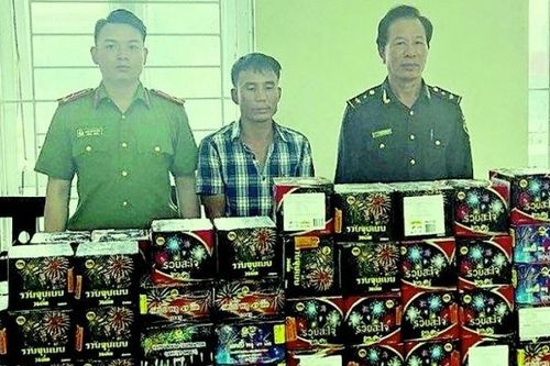 Vận chuyển trái phép pháo vào nội địa vẫn 'nóng' lên từng ngày