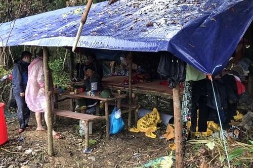 Dai dẳng nạn 'vàng tặc' tại miền núi Đông Giang