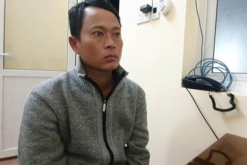 Giở trò đồi bại với em gái cùng mẹ khác cha