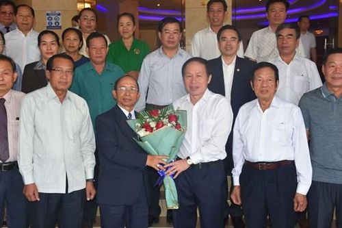 Đoàn đại biểu Cấp cao UBTƯ MTTQ Việt Nam kết thúc tốt đẹp chuyến công tác tại Lào