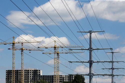 Ukraine tạm ngừng hoạt động hầu hết các nhà máy điện