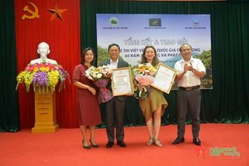 Trao giải Cuộc thi viết về Vườn quốc gia Cúc Phương