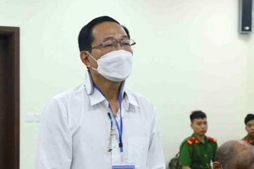 Tuyên án vắng mặt cựu Thứ trưởng Bộ Y tế Cao Minh Quang