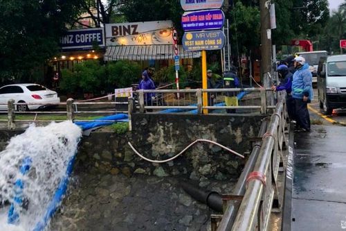 TP. Vinh tăng cường máy bơm tiêu thoát nước Đại lộ Lê Nin