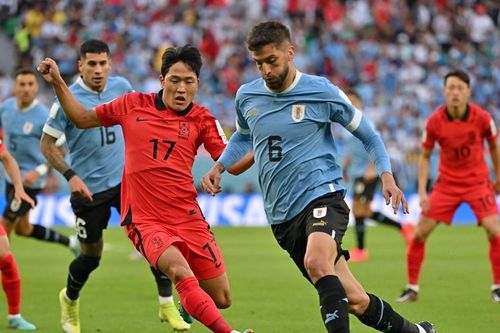 Hàn Quốc buộc Uruguay phải chia điểm