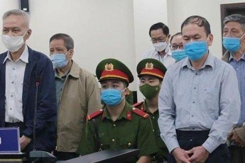 Cựu Thứ trưởng Bộ Y tế Cao Minh Quang lĩnh án