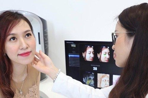 Bác sĩ da liễu Mã Phượng: Bạn đồng hành đáng tin cậy trên hành trình trị mụn