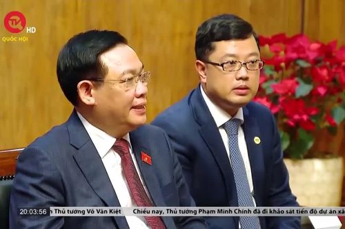 Chủ tịch Quốc hội hội kiến Tổng thống Philippines