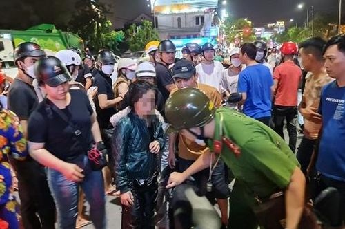 Trao Thư khen của Chủ tịch nước cho thanh niên cứu người