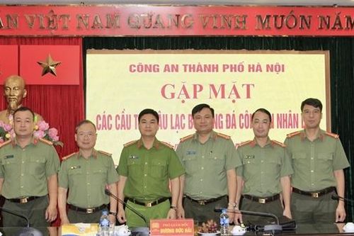 Chuyển giao Câu lạc bộ bóng đá CAND về Công an TP Hà Nội