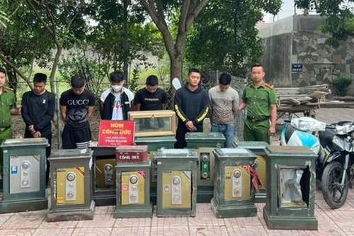 Băng nhóm gây ra 25 vụ phá két sắt tại các đền, chùa trộm tài sản sa lưới