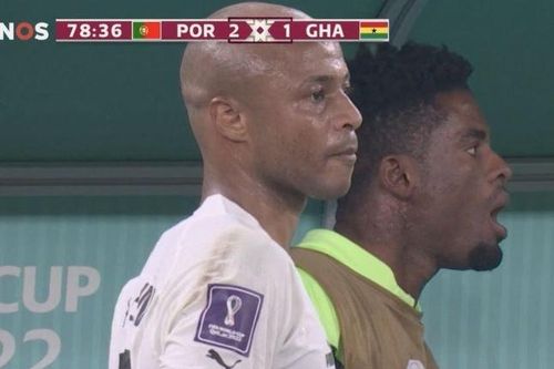 Cầu thủ Ghana đang ăn mừng thì Bồ Đào Nha ghi bàn