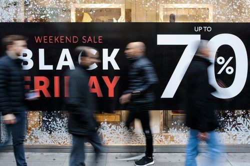 Black Friday ở Anh kém nhiệt vì World Cup và lạm phát