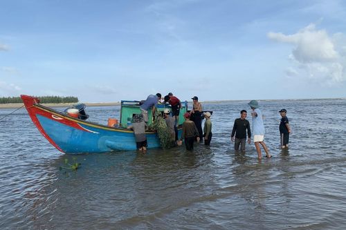 Quảng Bình: Một ngư dân tử vong do tai nạn khi lao động trên tàu cá