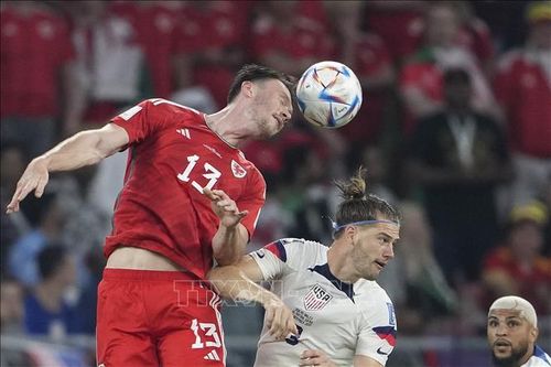 'Hiểm họa' từ trên không đối với Iran khi gặp Xứ Wales
