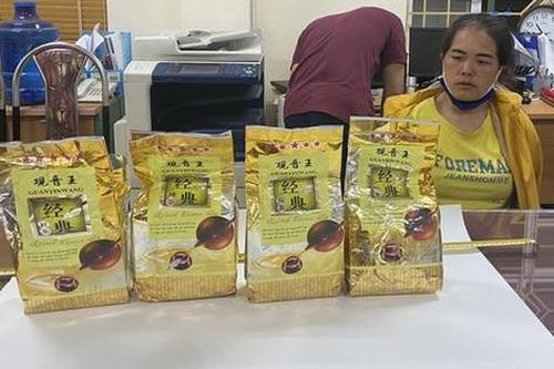 Lào Cai: Bắt nữ quái mua bán, vận chuyển ma túy đá xuyên biên giới