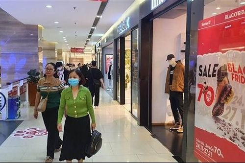 Ngày Black Friday giảm giá sâu nhưng người mua thưa vắng
