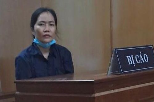 Cô ruột 'đưa' cháu gái vào đường dây ma túy, trốn truy nã 18 năm vẫn không thoát