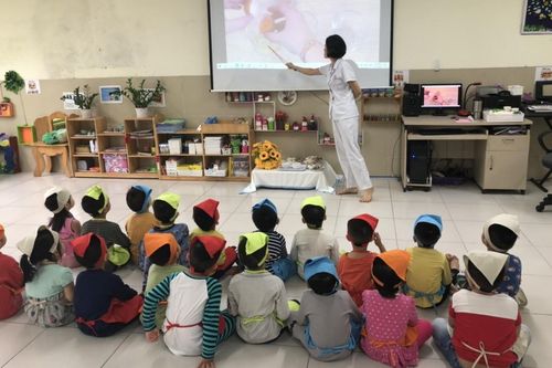 10 năm trong nghề hưởng lương 6 triệu đồng, nữ giáo viên quyết định nghỉ việc