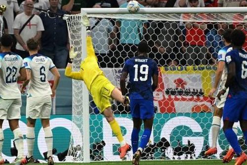 Hòa 0-0, Anh có 4 điểm sau 2 trận, trong khi Mỹ mới có 2 điểm