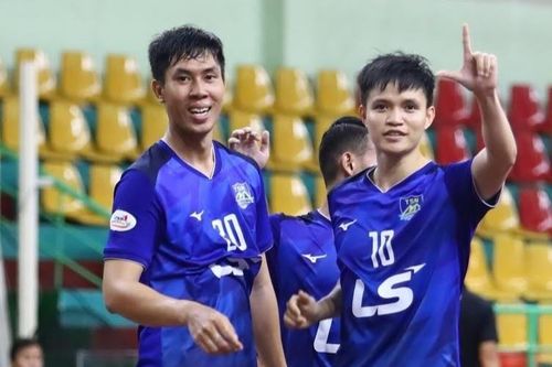 CLB Thái Sơn Nam thắng 5-0 trong trận tranh ngôi đầu