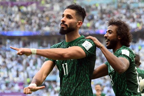 Tiền đạo Saudi Arabia bác tin được thưởng Rolls-Royce