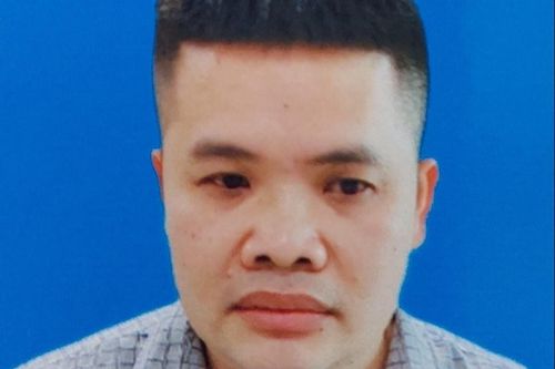 Khởi tố người đàn ông nhờ giao hàng hộ để chiếm đoạt tài sản