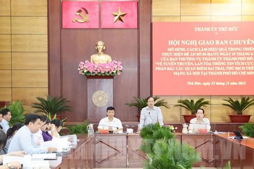 Xác định rõ trách nhiệm của cán bộ, đảng viên trong lan tỏa thông tin tích cực