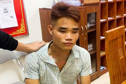Bắt kẻ dùng cát để cướp tiệm vàng