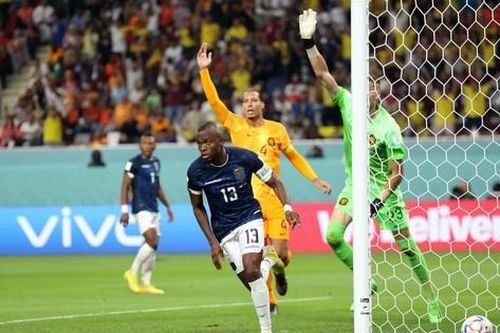 'Xé lưới' Hà Lan, Enner Valencia lập kỷ lục sánh ngang các huyền thoại World Cup