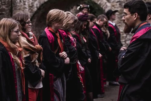 Khám phá những 'ngôi trường ma thuật' phiên bản đời thực của Hogwarts