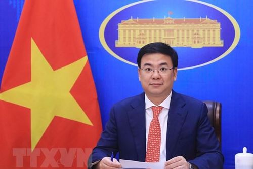 Không ngừng củng cố quan hệ chính trị và hợp tác song phương Việt-Lào
