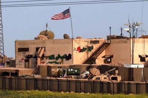 Căn cứ quân sự Mỹ ở khu vực Đông Bắc Syria bị tấn công bằng rocket