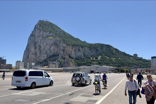 Tây Ban Nha, EU đề xuất duy trì biên giới trên bộ mở với Gibraltar