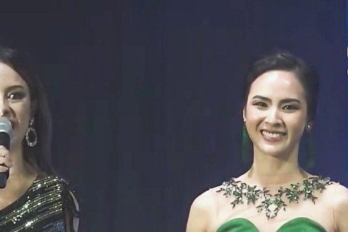 MC Quỳnh Nga nổi bật trên sân khấu chung kết Hoa hậu Du lịch Quốc tế 2022