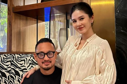 MC Thu Hoài cảm ơn chồng vì được 'bắt' nhân dịp kỉ niệm 2 năm ngày cưới