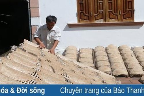 Về Yên Hoành thưởng thức đậu phụ vàng và bánh đa
