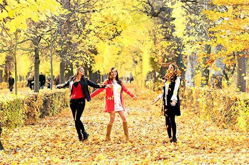 Sắc thu trời Tây