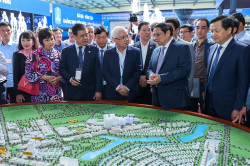 Bộ Xây dựng đề xuất 'giảm nén' cho các đô thị lớn Vùng Đông Nam Bộ