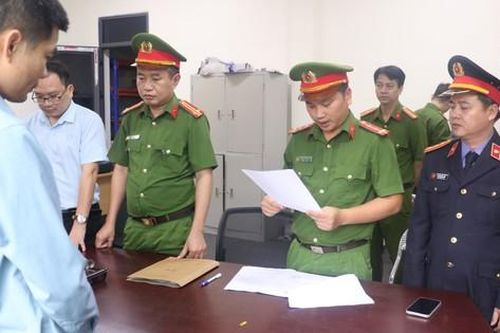 Nghệ An: Bắt cán bộ lập khống các hạng mục thi công để rút ruột hơn 250 triệu đồng