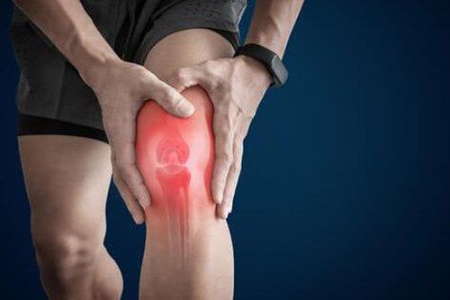 6 động tác cải thiện vận động cho người viêm khớp gối