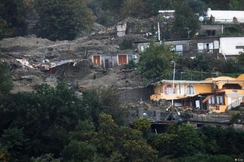 Lở đất trên đảo Ischia, chính phủ Italy ban bố tình trạng khẩn cấp