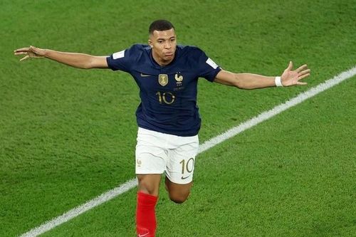 Mbappe đưa Pháp vượt qua vòng bảng; Argentina hạ Mexico nhờ tuyệt phẩm của Messi