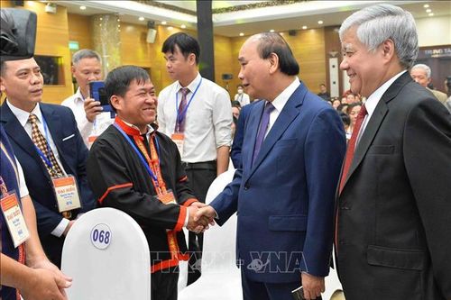 Chủ tịch nước dự Hội nghị biểu dương cán bộ mặt trận giai đoạn 2017-2022