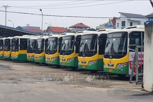 Vĩnh Phúc: Lái, phụ xe 6 tuyến buýt lại nghỉ việc, yêu cầu doanh nghiệp trả lương